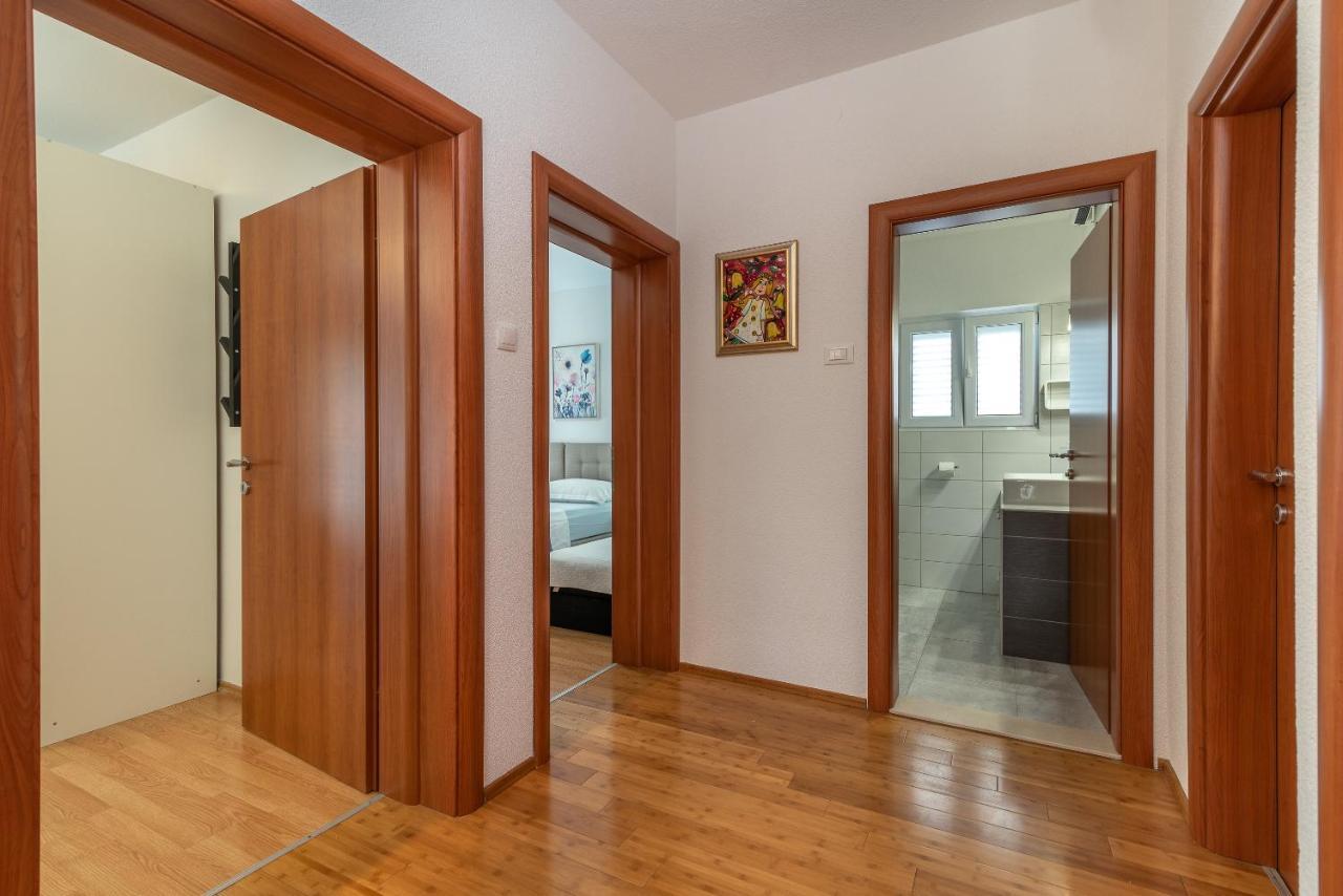 Apartments Fani Trogir Exterior foto