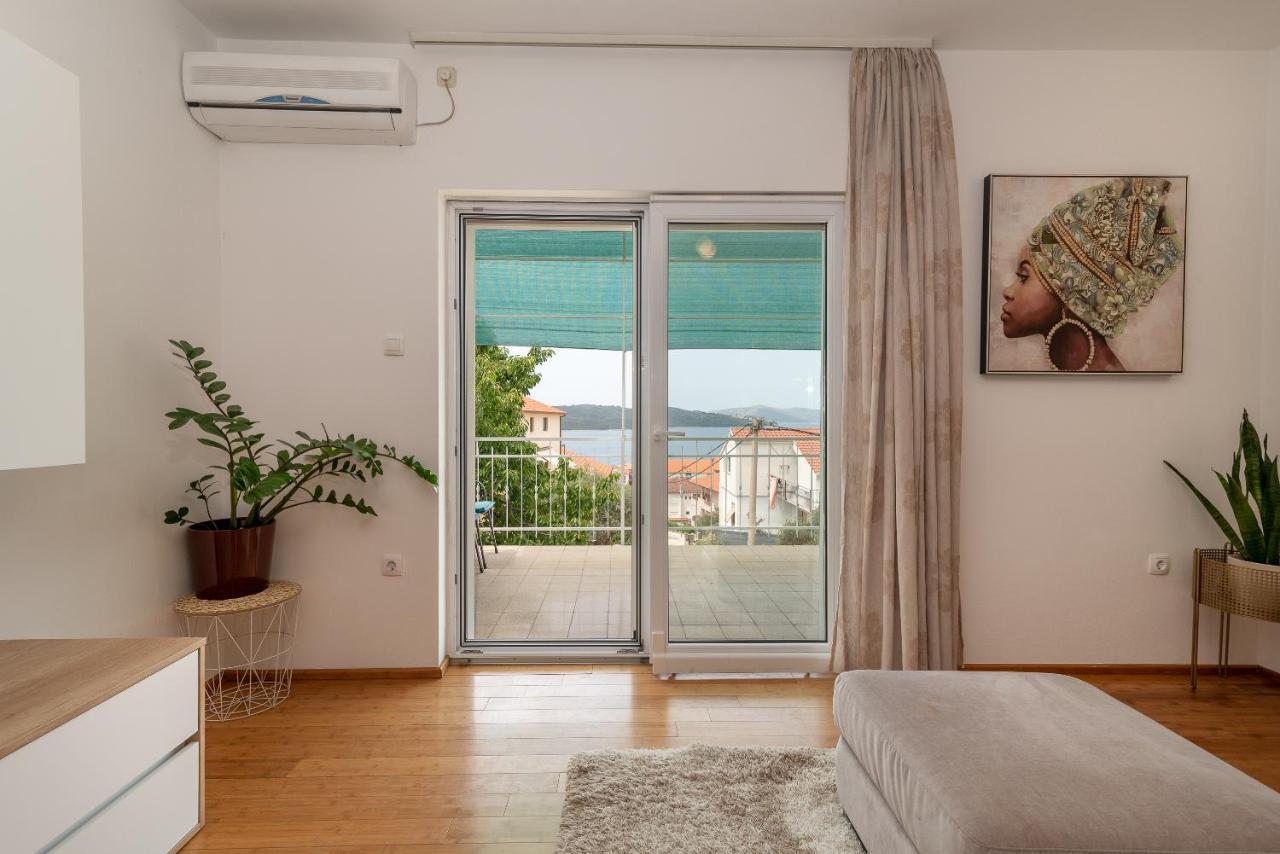 Apartments Fani Trogir Exterior foto