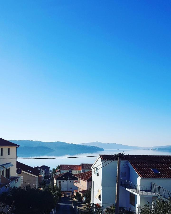 Apartments Fani Trogir Exterior foto